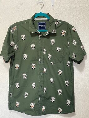 VSTR Men's Green Shirt With Panda Print. Good Condition. Size L.